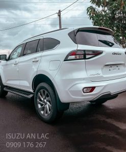 Xe 7 Chỗ Isuzu Mux
