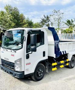 Z40309634071xe Ben Isuzu Trên Nền Xe Qkr23069 Aeb245ca11da735b6ce5f996d06c6a3b